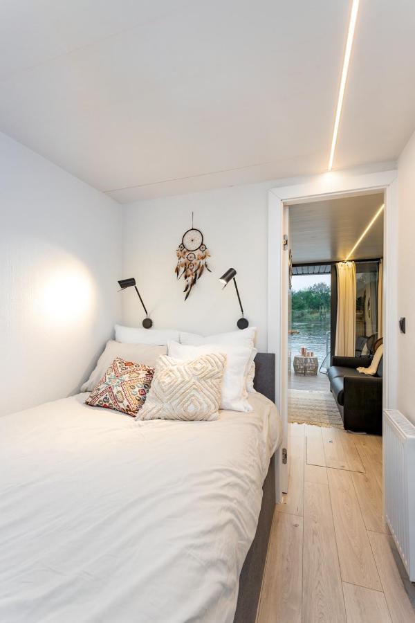 Lemuria Houseboat - Plywajacy Domek Na Wodzie Wroclaw Ngoại thất bức ảnh