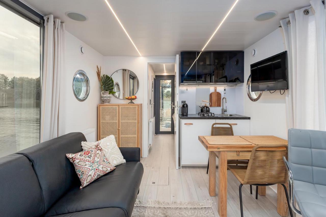 Lemuria Houseboat - Plywajacy Domek Na Wodzie Wroclaw Ngoại thất bức ảnh