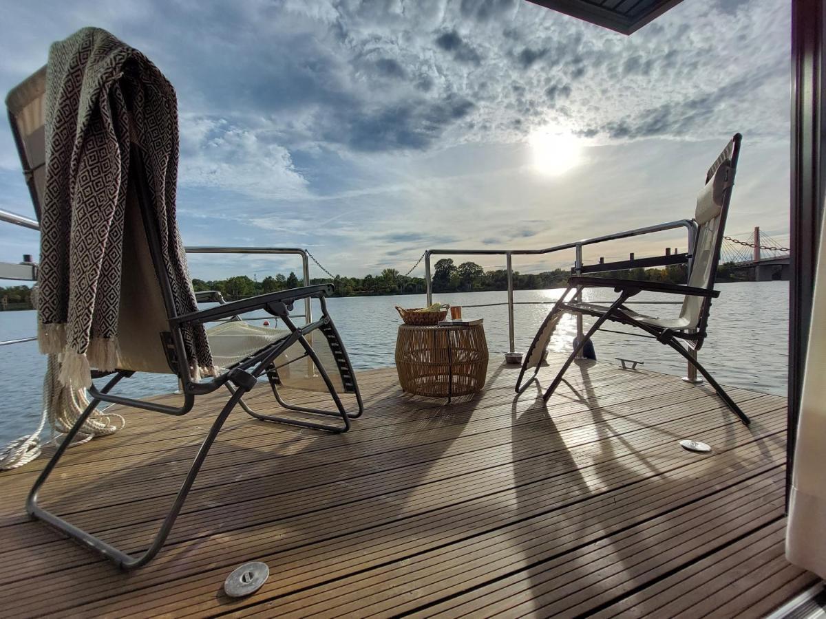 Lemuria Houseboat - Plywajacy Domek Na Wodzie Wroclaw Ngoại thất bức ảnh